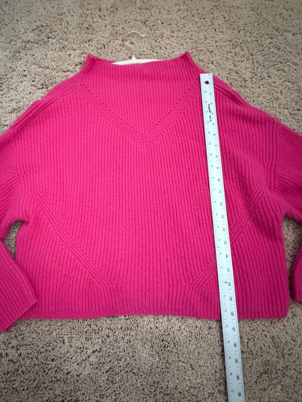 Small Anthropologie enza ribbed cashmere long sleeve sweater Hot bright Pink - Picture 14 of 17
